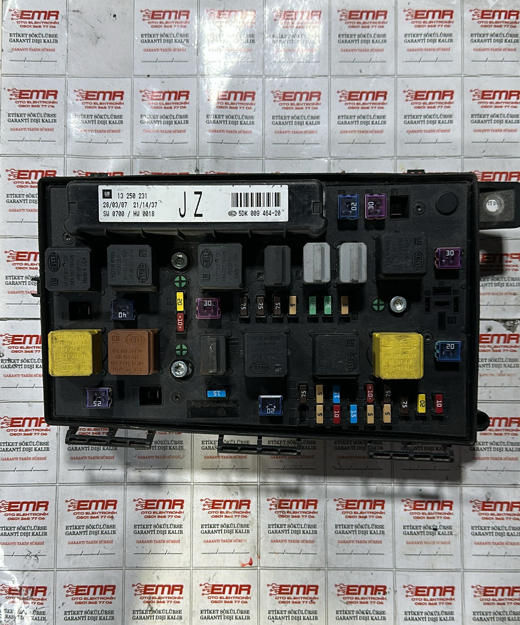 OPEL ASTRA H ÖN SİGORTA KUTUSU SİGORTA TABLASI 13250231JZ